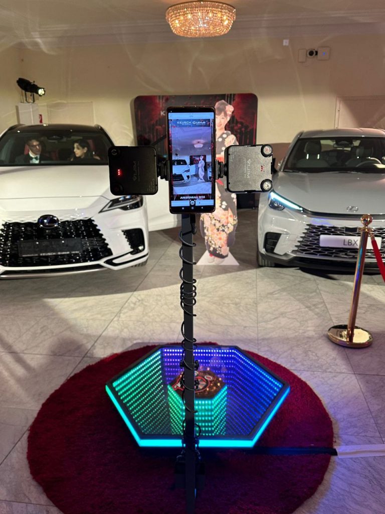 Keusch Lexus VideoBox
